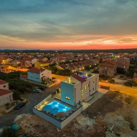 Nika Zadarvillas Vila