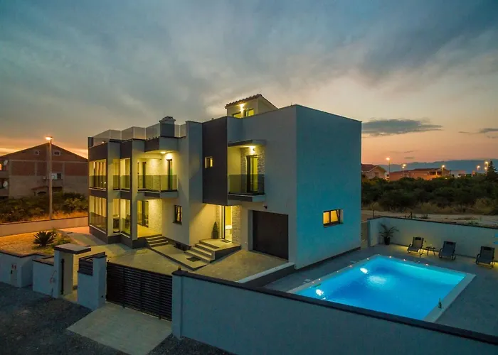 Nika Zadarvillas Zara