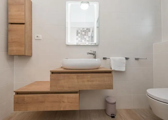 Nika Zadarvillas Zara