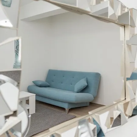 فيلة Nika Zadarvillas *