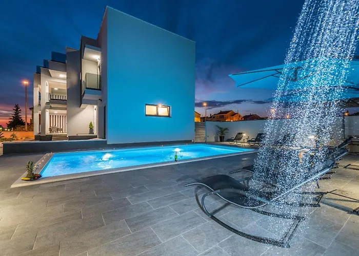 וילה Nika Zadarvillas זאדאר