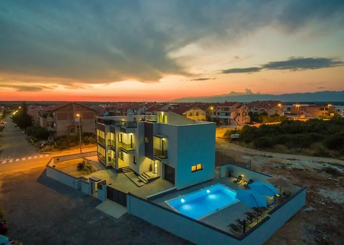 וילה Nika Zadarvillas