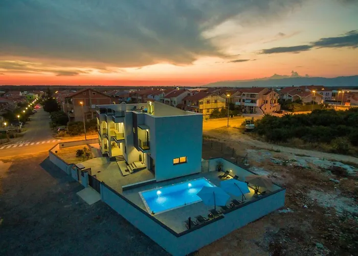 Nika Zadarvillas וילה